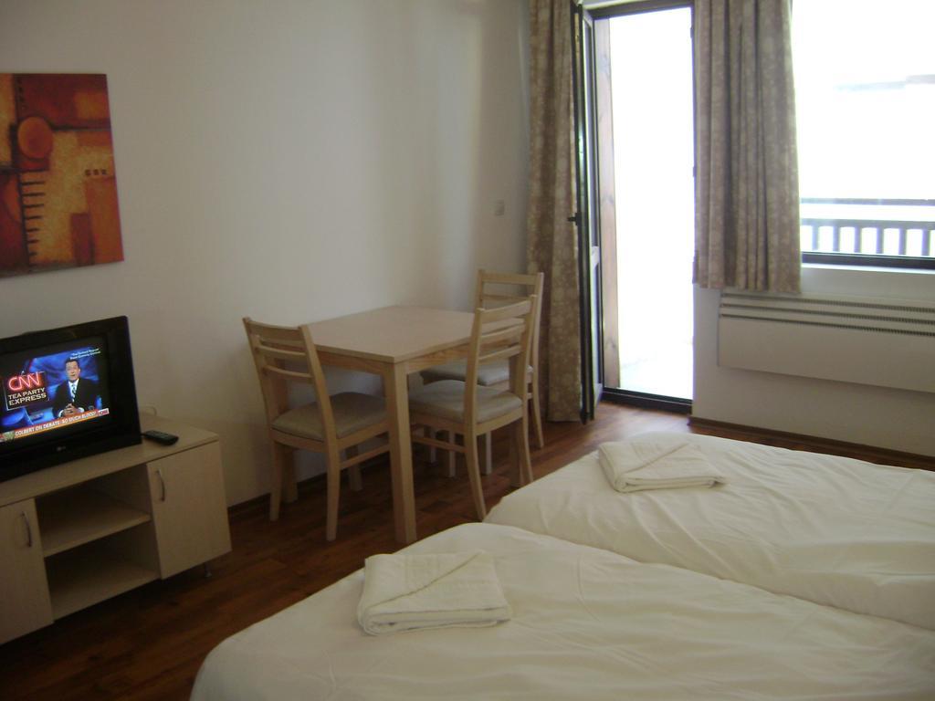 Gondola Apartments & Suites Bansko Zimmer foto